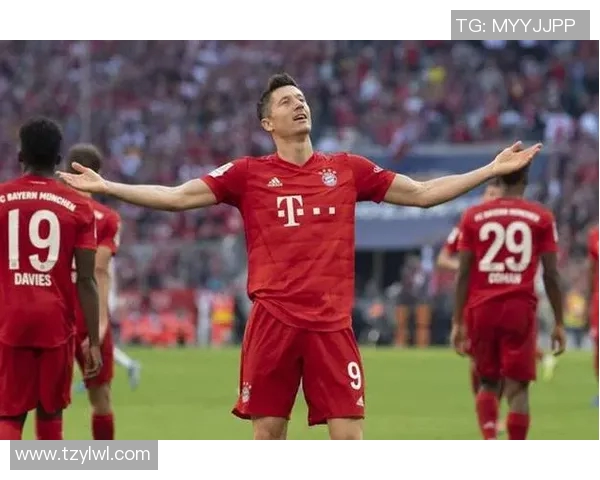 现役著名8号足球明星的辉煌历程与场上表现分析